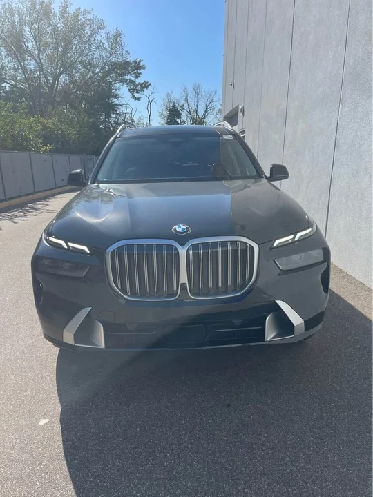 2025 BMW G07 X7 - Image 2 of 11