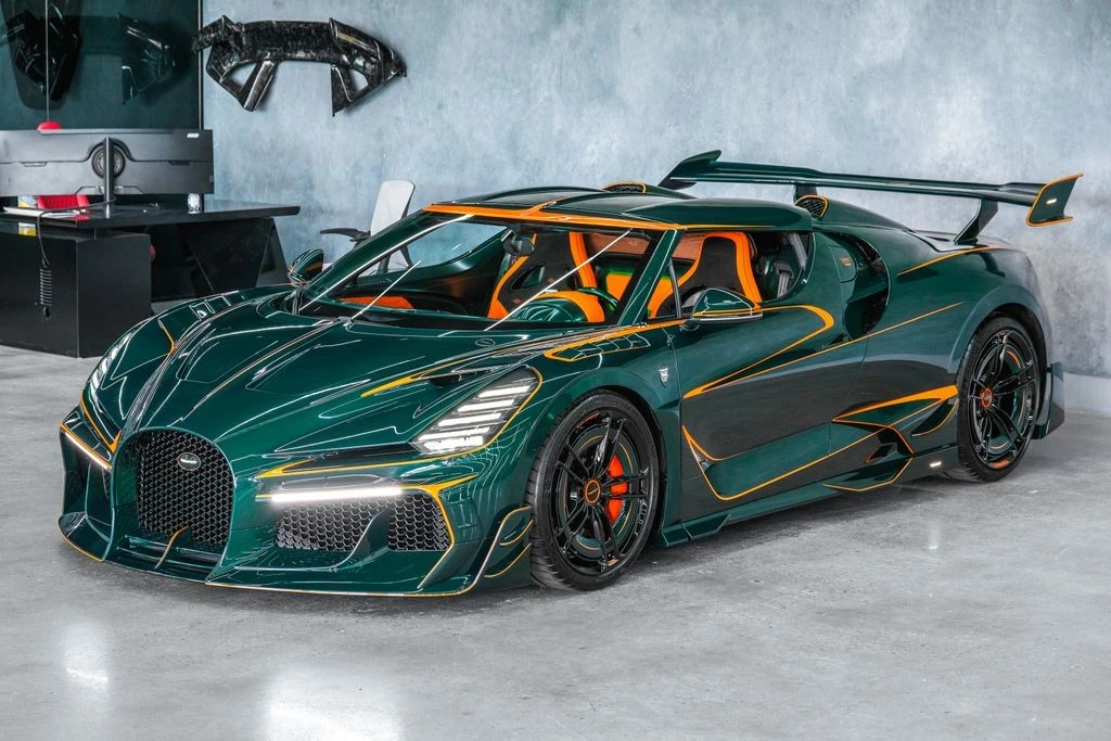2025 Bugatti Chiron Super Sport - Image 3 of 31