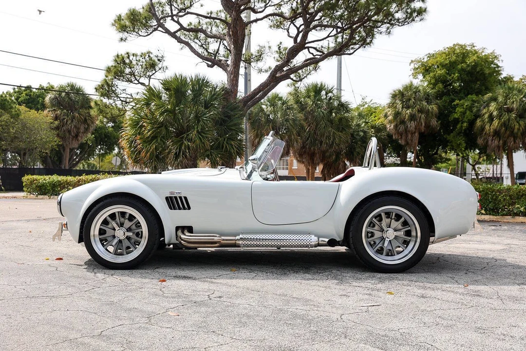 2025 Shelby Cobra Replica - Image 4 of 31