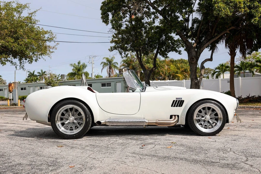 2025 Shelby Cobra Replica - Image 8 of 31