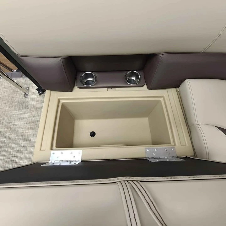 2025 Bentley Continental GT 4th Gen - Image 8 of 9