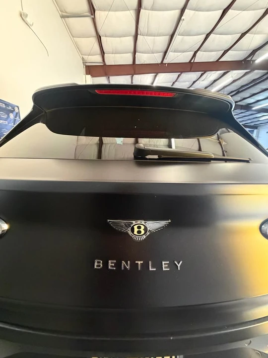 2025 Bentley Bentayga - Image 2 of 8