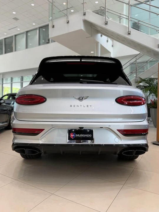 2025 Bentley Bentayga Mulliner - Image 2 of 5