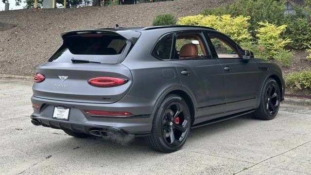 2025 Bentley Bentayga - Image 12 of 21