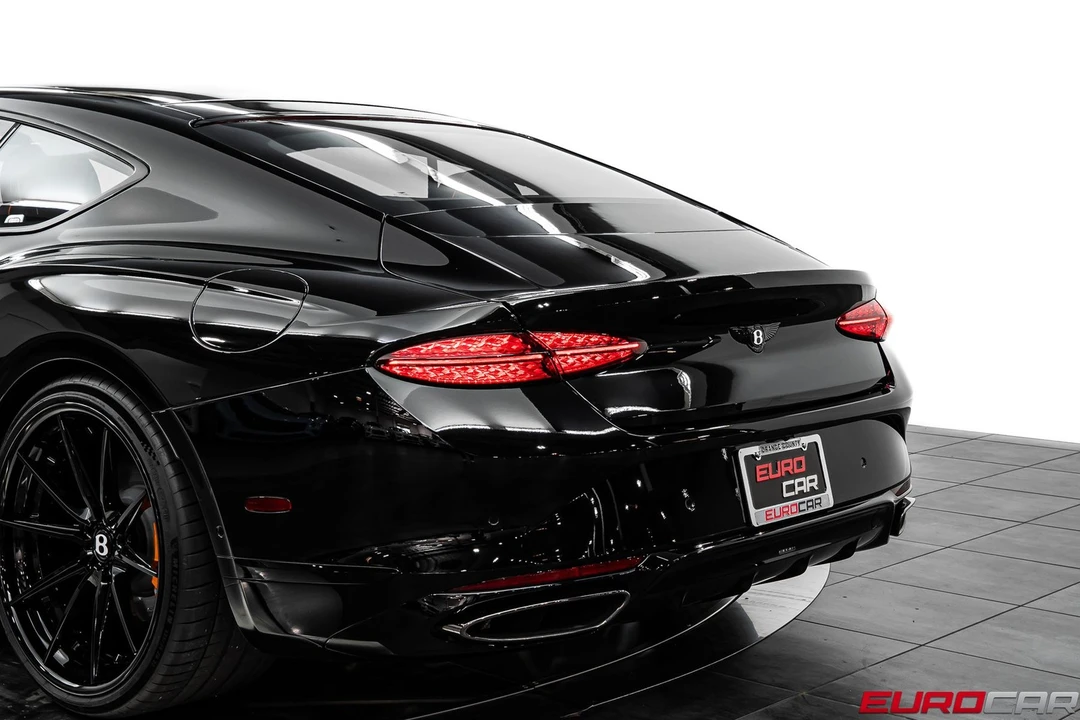 2025 Bentley Continental GT 4th Gen - Image 16 of 31