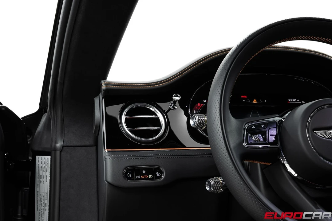 2025 Bentley Continental GT 4th Gen - Image 26 of 31