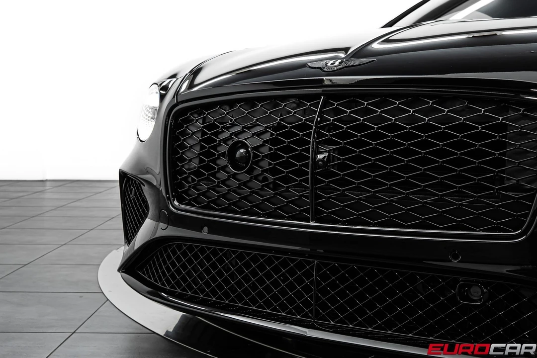 2025 Bentley Continental GT 4th Gen - Image 10 of 31
