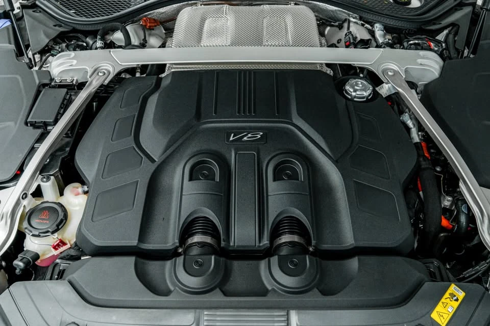 2025 Bentley Continental GT 4th Gen - Image 7 of 15