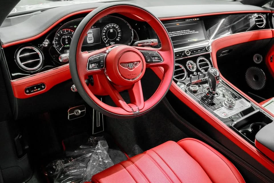 2025 Bentley Continental GT 4th Gen - Image 8 of 15