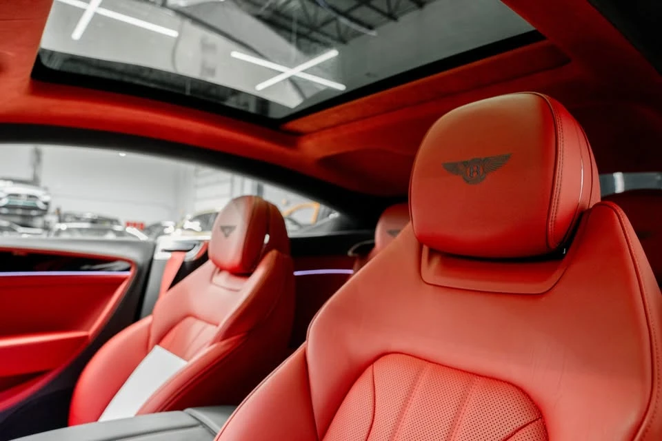 2025 Bentley Continental GT 4th Gen - Image 13 of 15