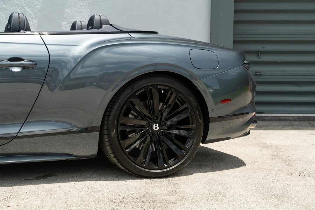 2025 Bentley Continental GT Mulliner 3rd Gen - Image 8 of 21