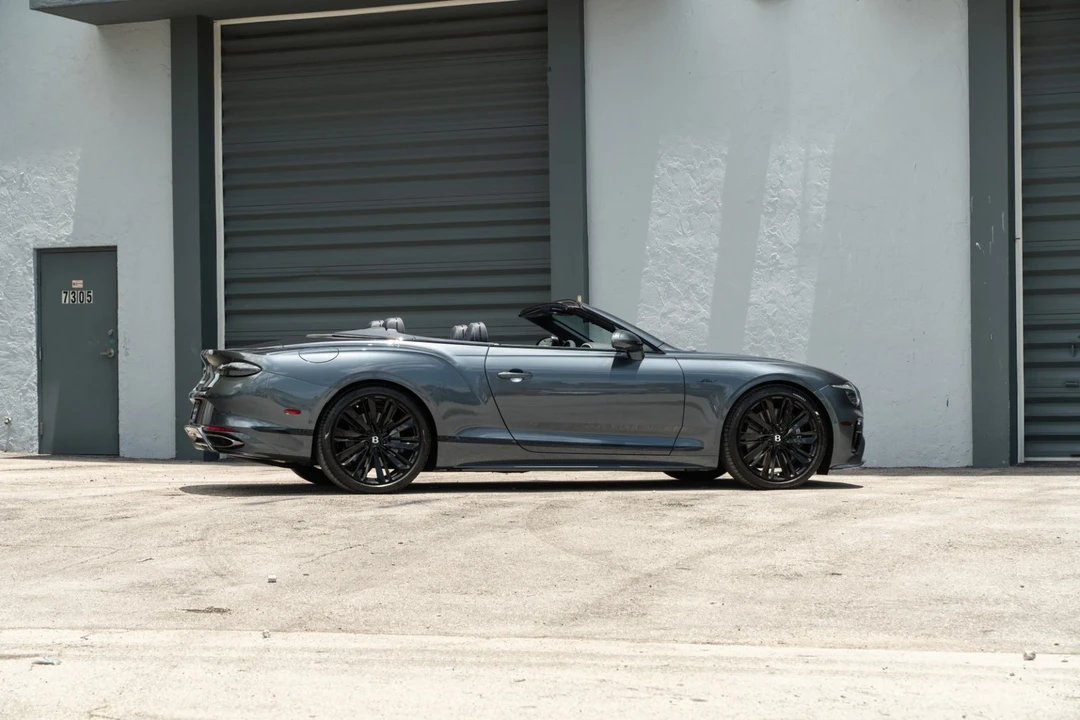 2025 Bentley Continental GT Mulliner 3rd Gen - Image 9 of 21