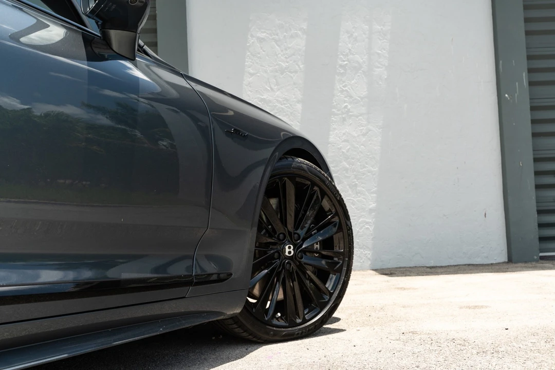 2025 Bentley Continental GT Mulliner 3rd Gen - Image 18 of 21
