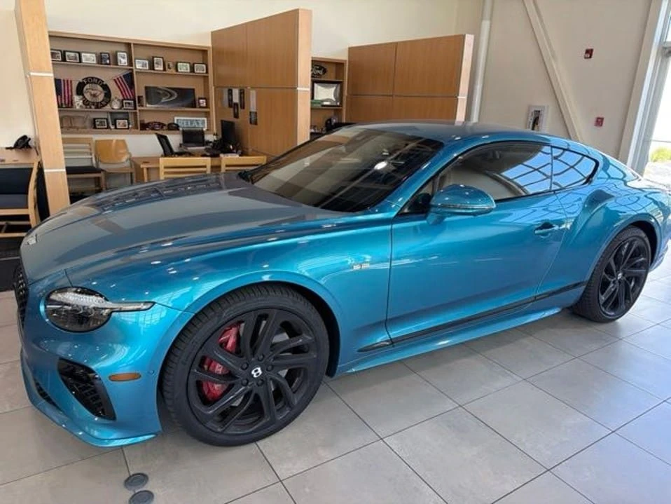 2025 Bentley Continental GT 4th Gen - Image 9 of 20