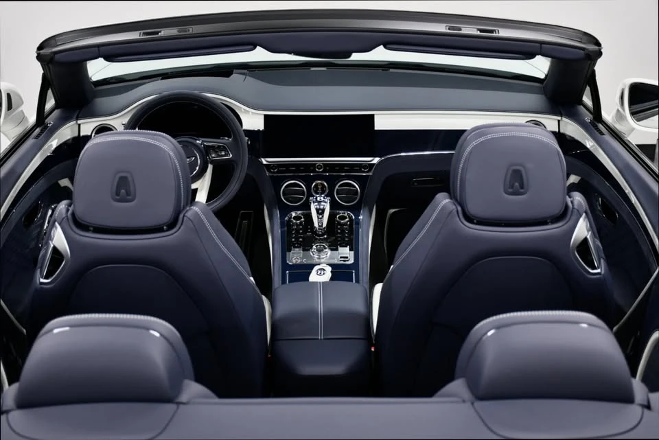 2025 Bentley Continental GT Speed 3rd Gen - Image 14 of 15