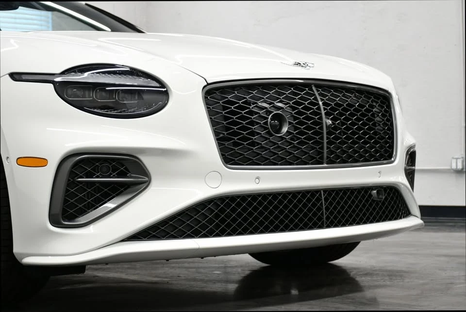 2025 Bentley Continental GT Speed 3rd Gen - Image 8 of 15