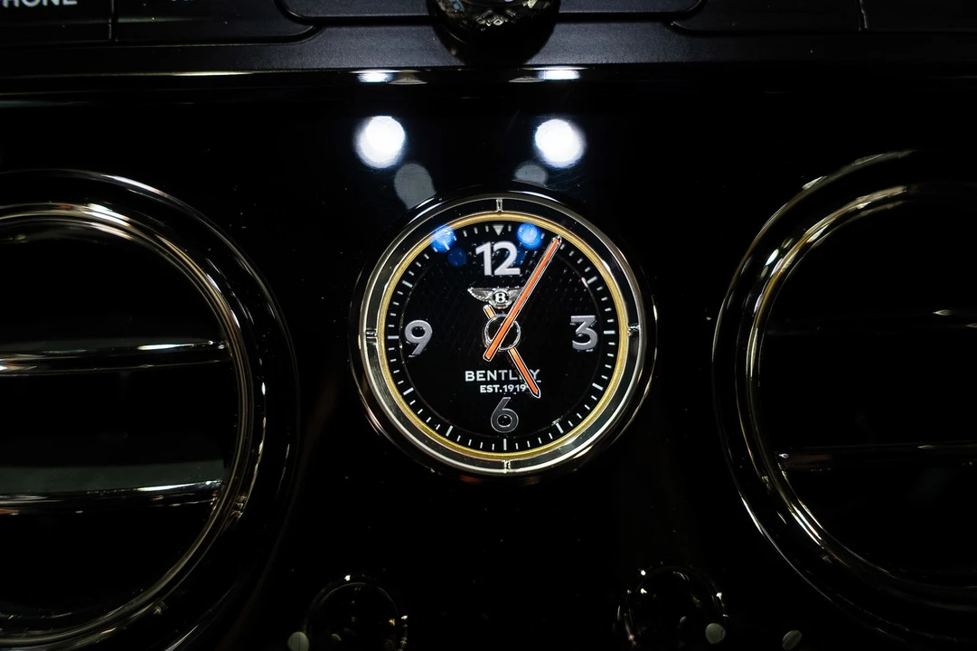 2025 Bentley Continental GT Speed 3rd Gen - Image 21 of 31