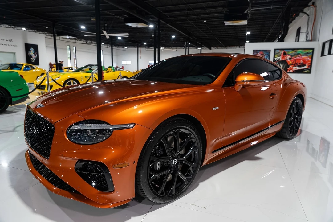 2025 Bentley Continental GT Speed 3rd Gen - Image 3 of 31