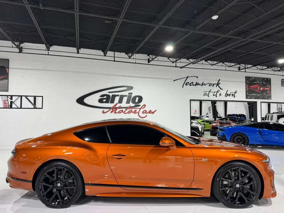 2025 Bentley Continental GT Speed 3rd Gen - Image 8 of 12