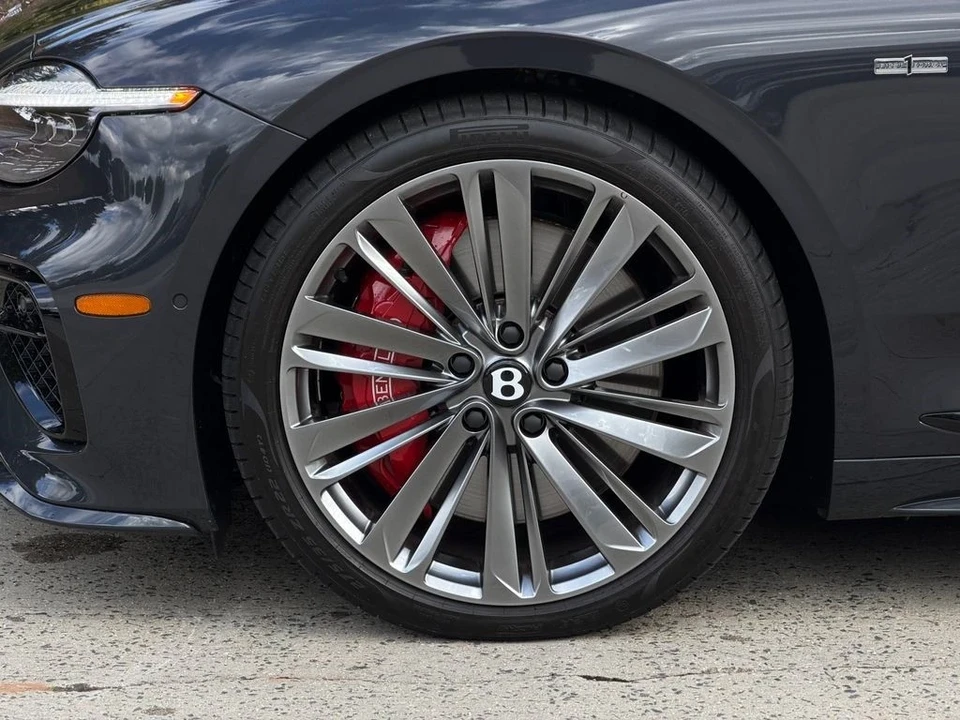 2025 Bentley Continental GT Speed 3rd Gen - Image 9 of 21