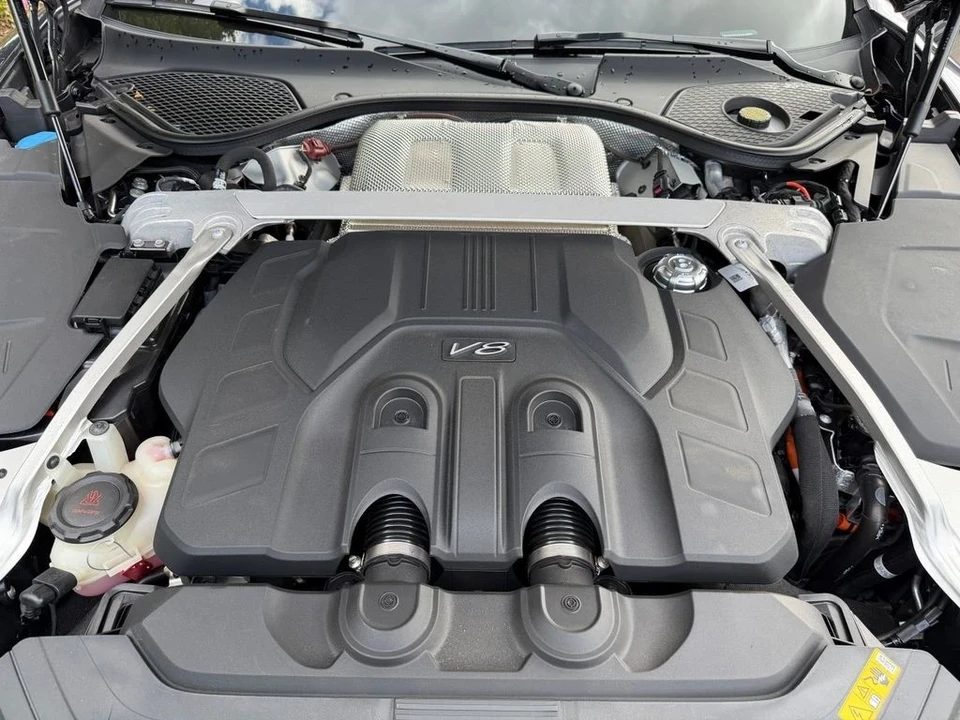 2025 Bentley Continental GT Speed 3rd Gen - Image 18 of 21