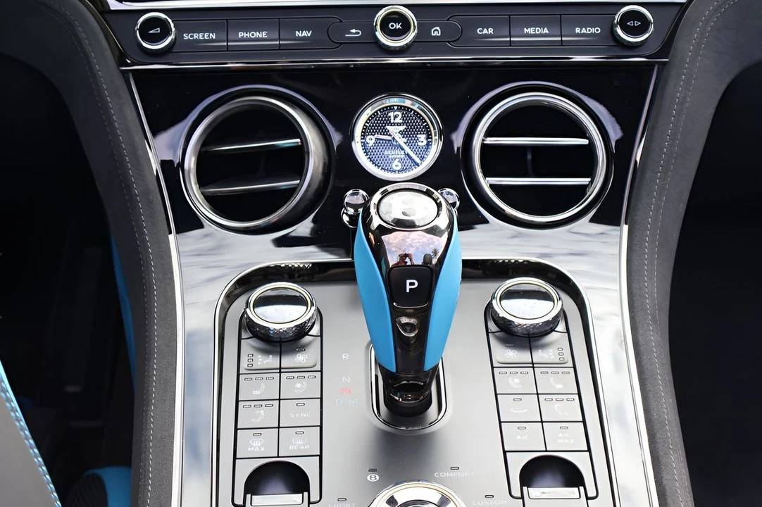 2025 Bentley Continental GT Speed 3rd Gen - Image 19 of 28