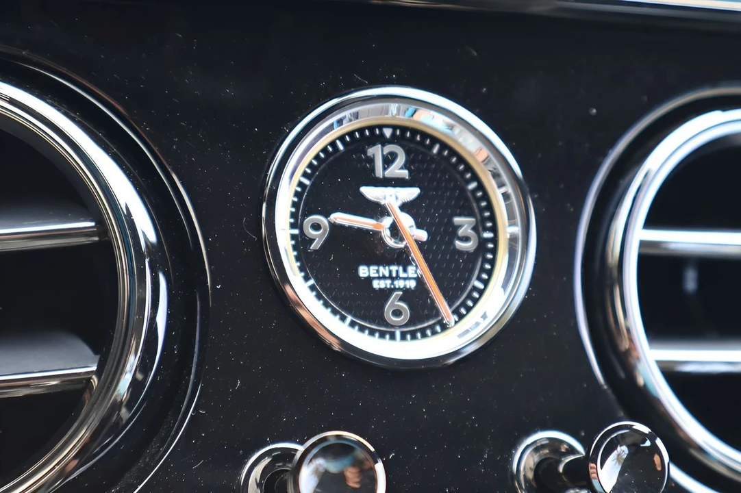 2025 Bentley Continental GT Speed 3rd Gen - Image 26 of 28