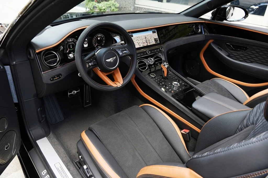 2025 Bentley Continental GTC - Image 11 of 12