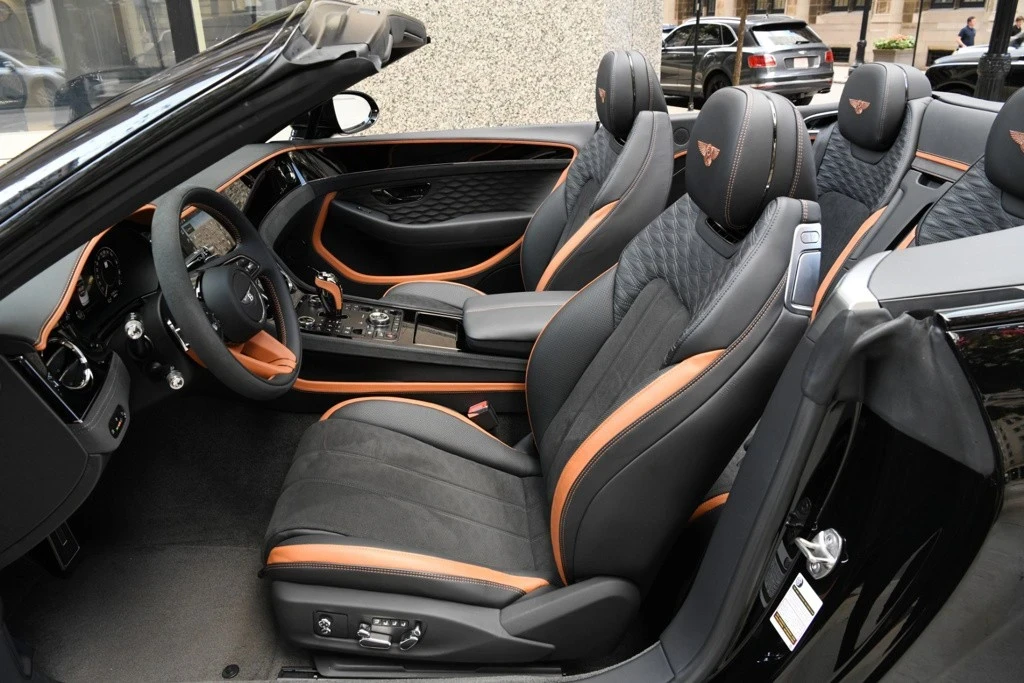 2025 Bentley Continental GTC - Image 8 of 12