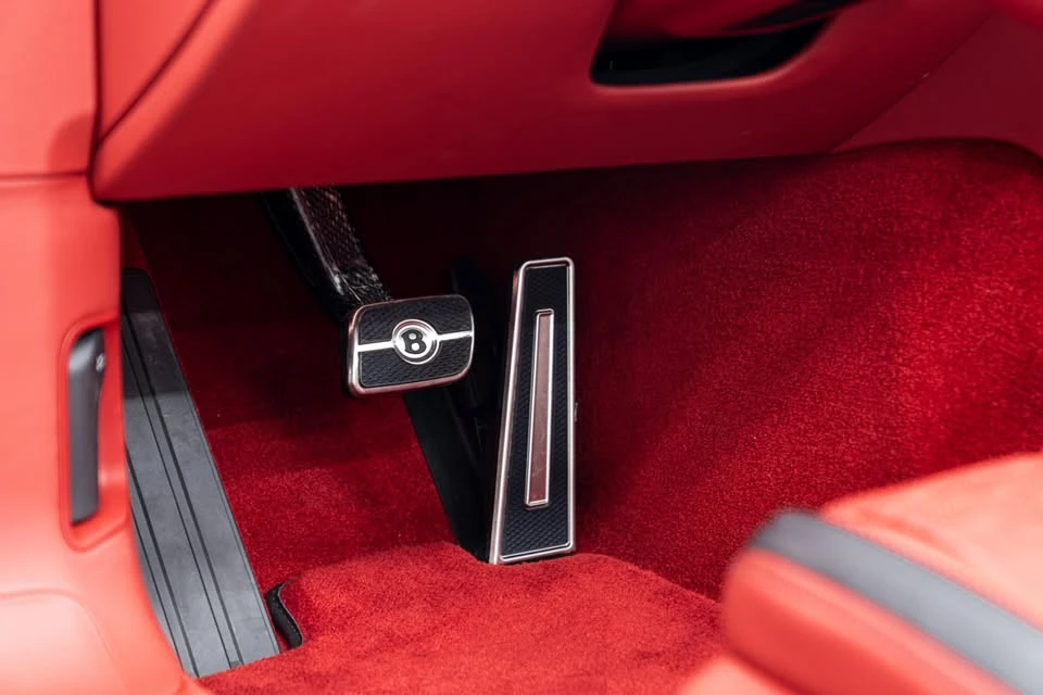 2025 Bentley Continental GT Speed 4th Gen - Image 12 of 20