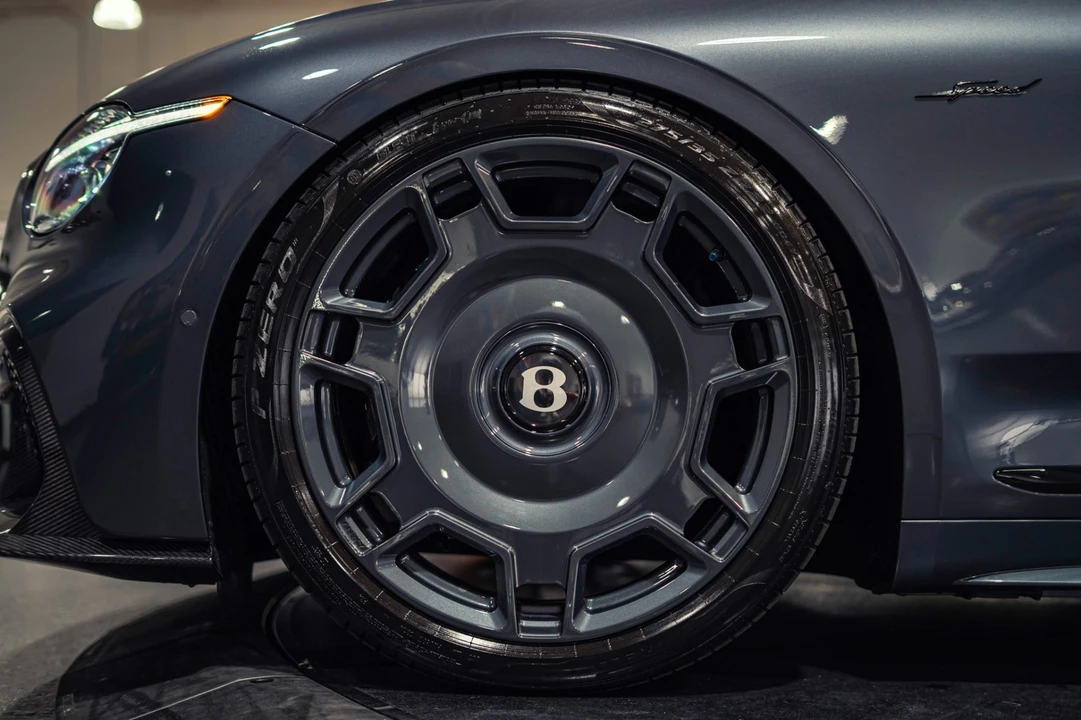 2025 Bentley Continental GTC - Image 28 of 31