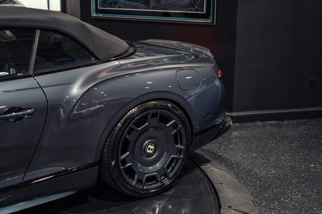 2025 Bentley Continental GTC - Image 29 of 31