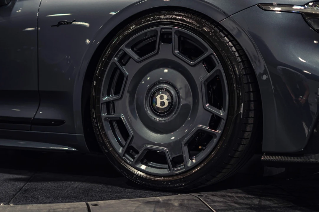 2025 Bentley Continental GTC - Image 16 of 31