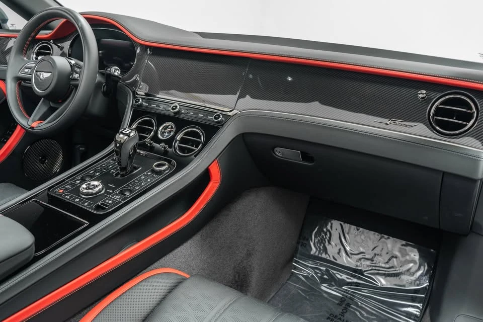 2025 Bentley Continental GT Speed 4th Gen - Image 10 of 15