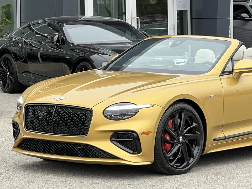 2025 Bentley Continental GTC - Image 20 of 31