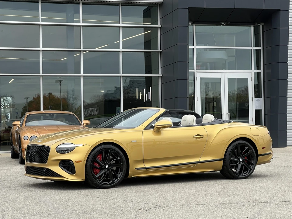 2025 Bentley Continental GTC - Image 17 of 31