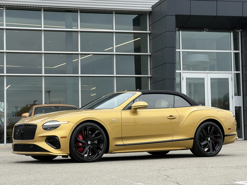 2025 Bentley Continental GTC - Image 18 of 31
