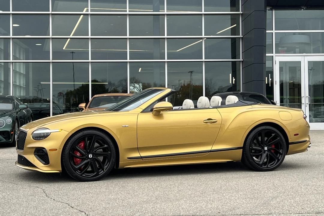 2025 Bentley Continental GTC - Image 16 of 31