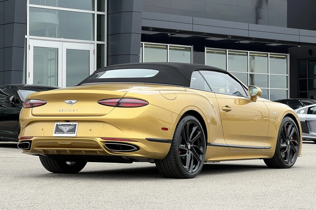 2025 Bentley Continental GTC - Image 11 of 31