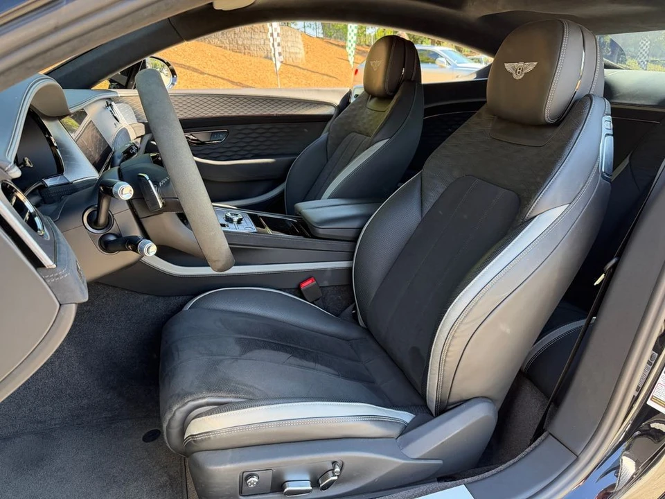 2025 Bentley Continental GT 4th Gen - Image 19 of 31