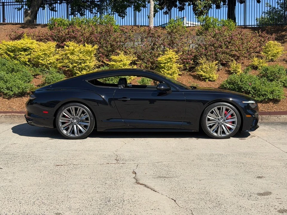 2025 Bentley Continental GT 4th Gen - Image 7 of 31