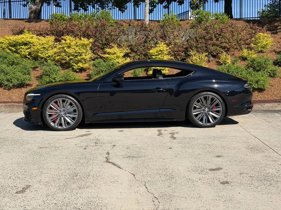 2025 Bentley Continental GT 4th Gen - Image 12 of 31