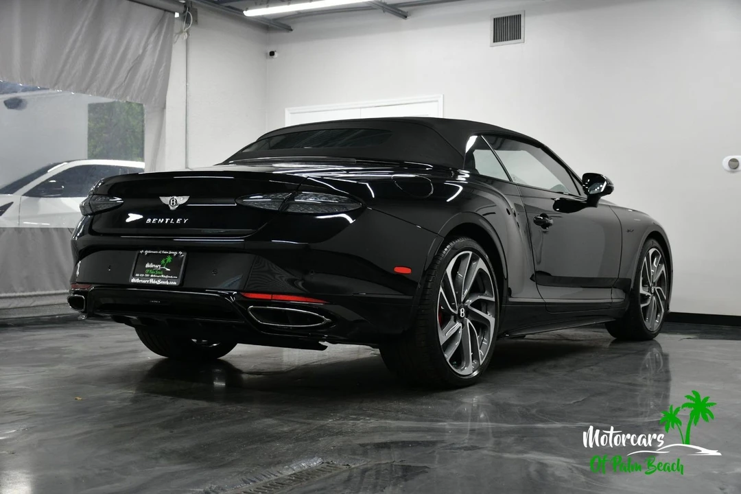 2025 Bentley Continental GT Speed 3rd Gen - Image 14 of 21