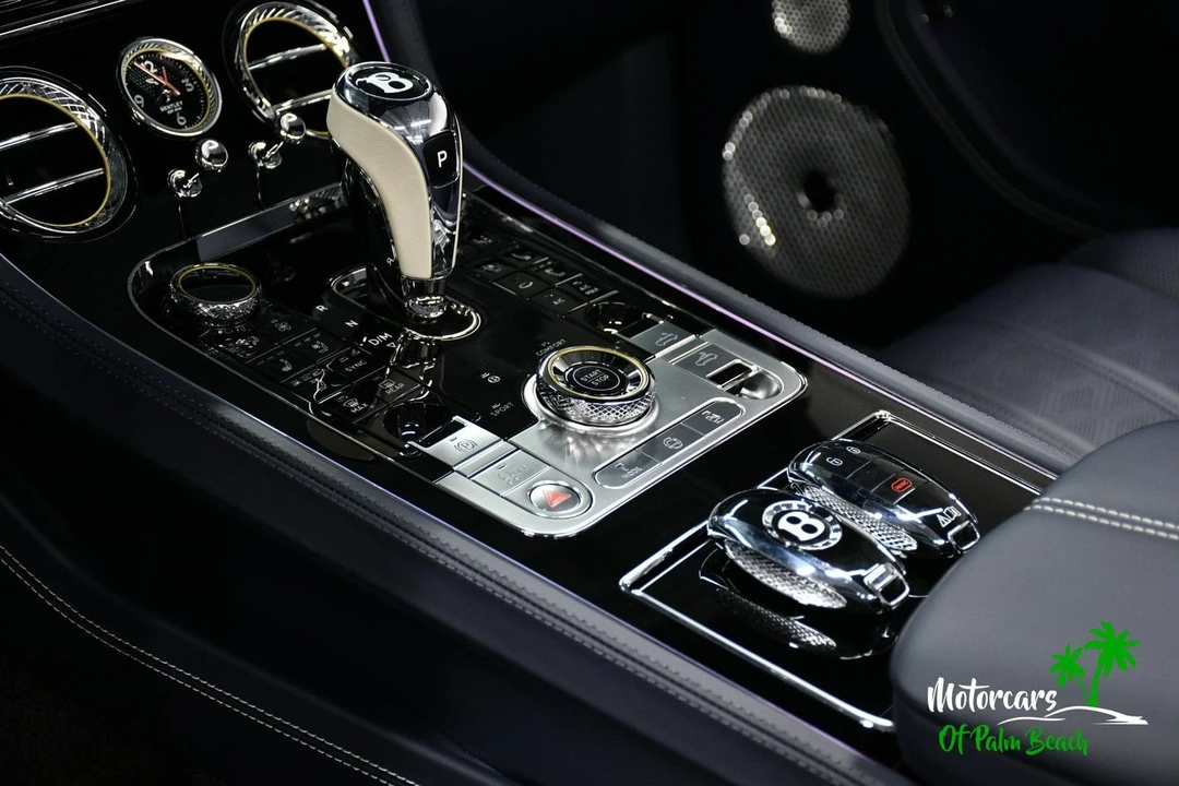 2025 Bentley Continental GT Speed 3rd Gen - Image 27 of 31