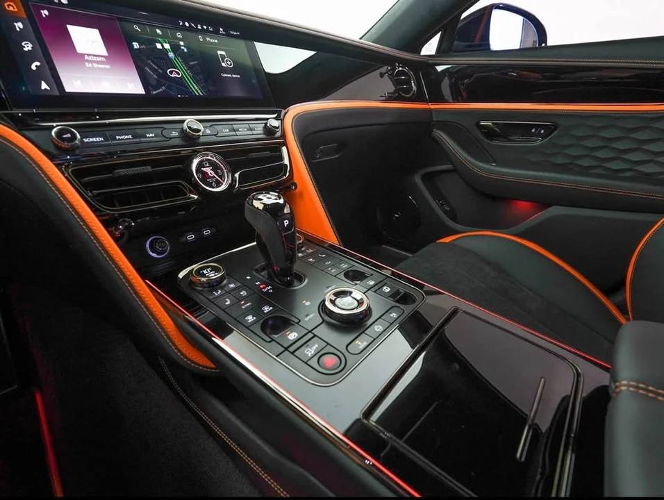 2025 Bentley Continental - Image 14 of 17