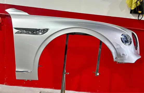 Bentley Flying Spur Fender (Mulliner)