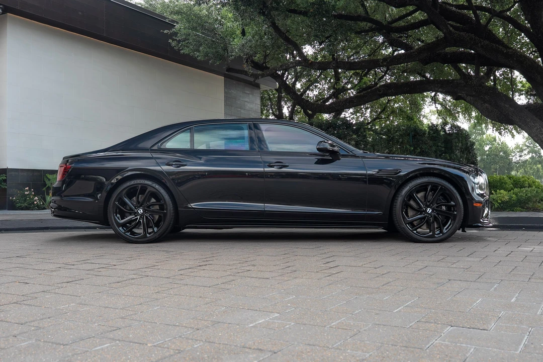 2025 Bentley - Image 5 of 22