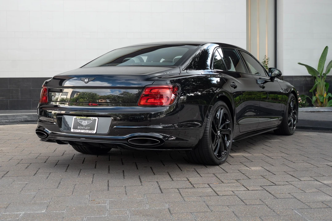 2025 Bentley - Image 3 of 22