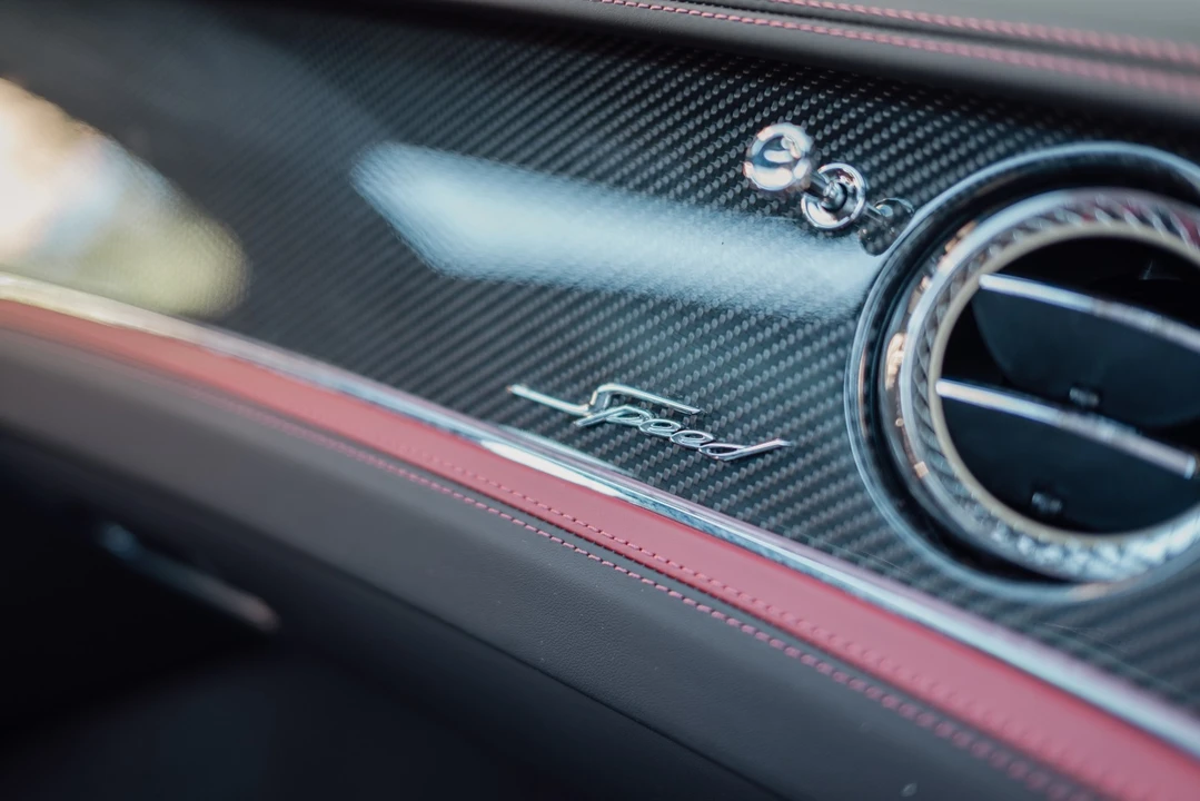 2025 Bentley Continental GT Speed 4th Gen - Image 24 of 29