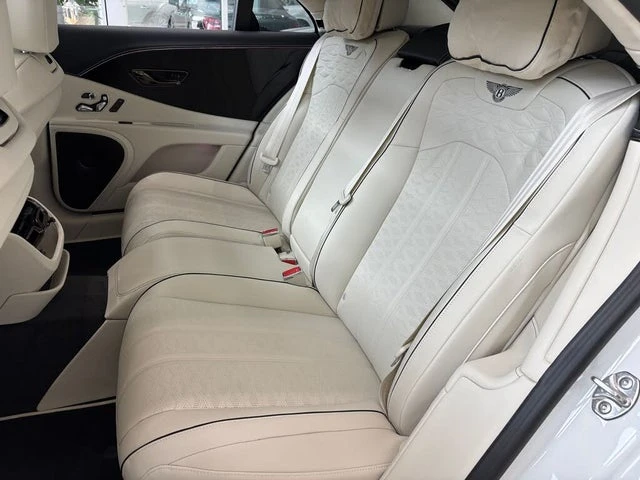 2025 Bentley Continental GT Speed 4th Gen - Image 19 of 20